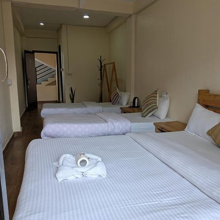 Santoshi Guest House, 포카라 외부 사진