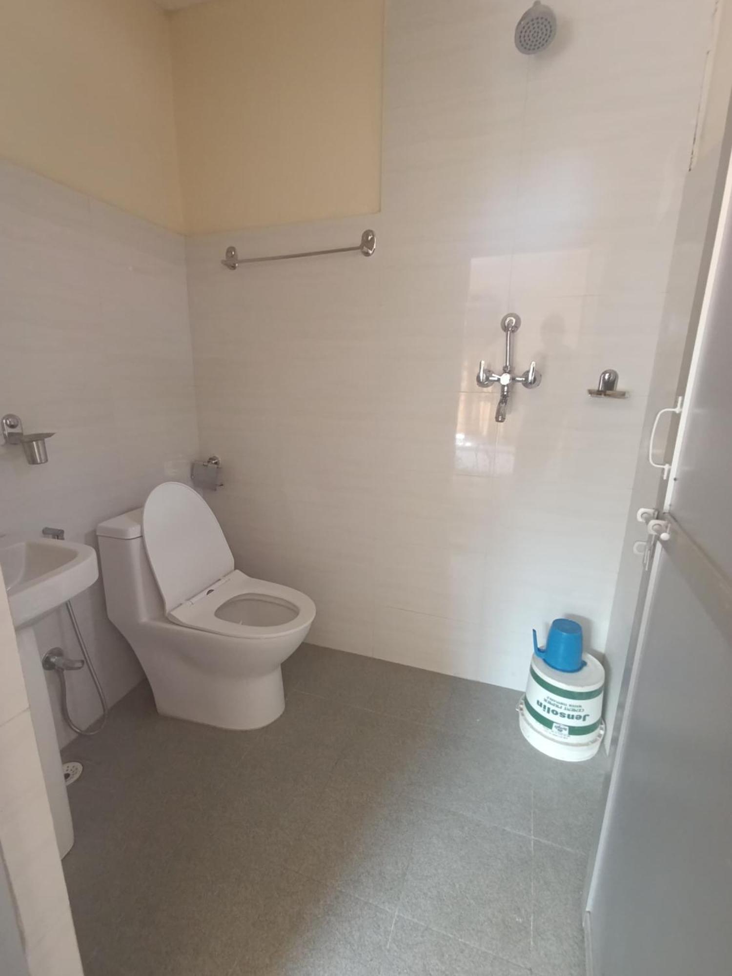 Santoshi Guest House, 포카라 객실 사진