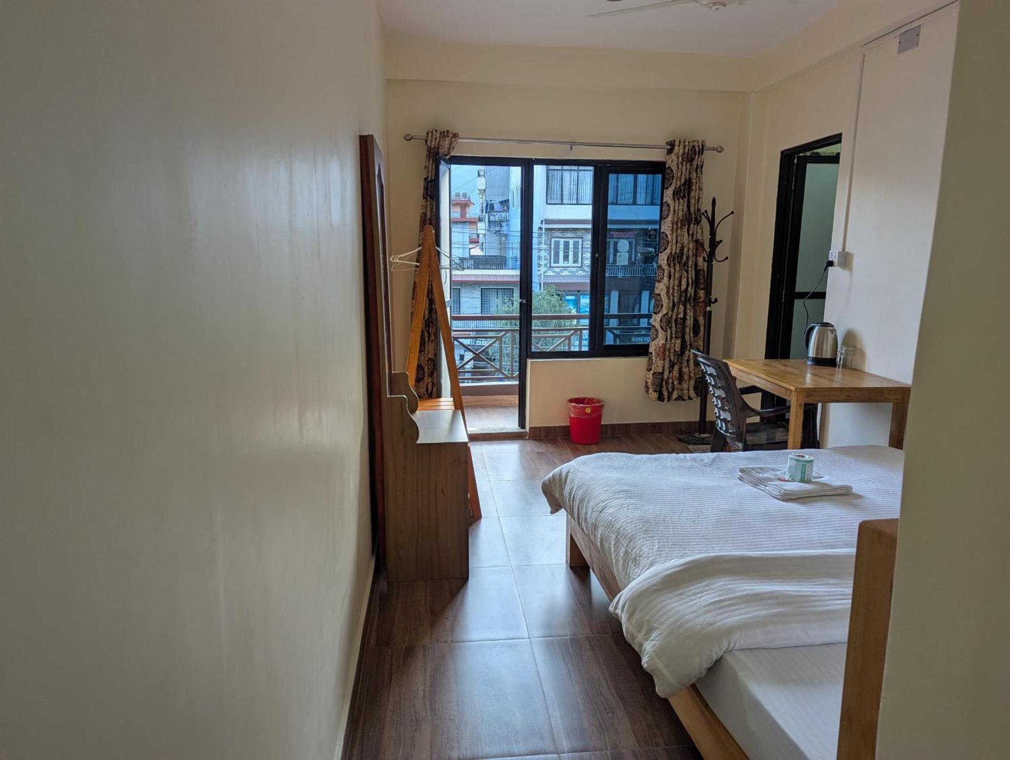 Santoshi Guest House, 포카라 객실 사진