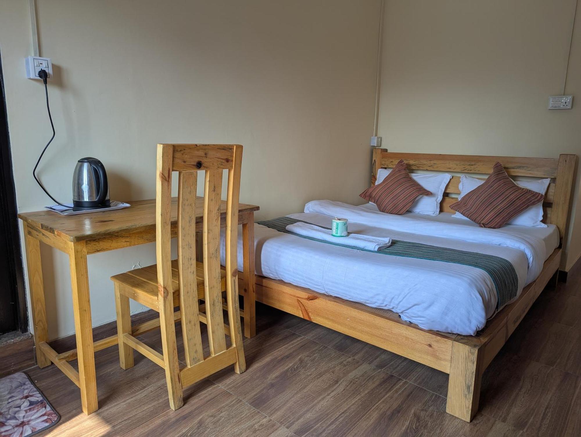 Santoshi Guest House, 포카라 외부 사진