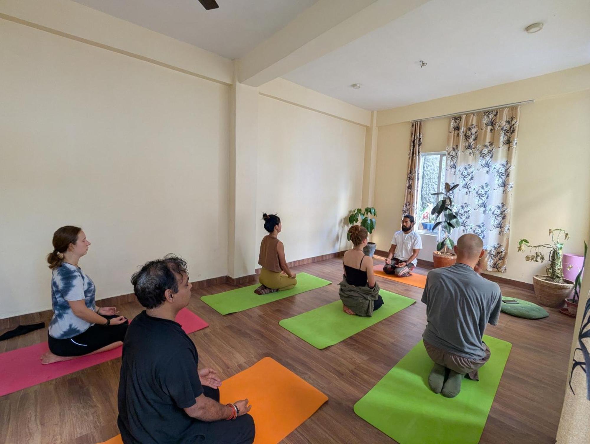 Santoshi Guest House, 포카라 외부 사진